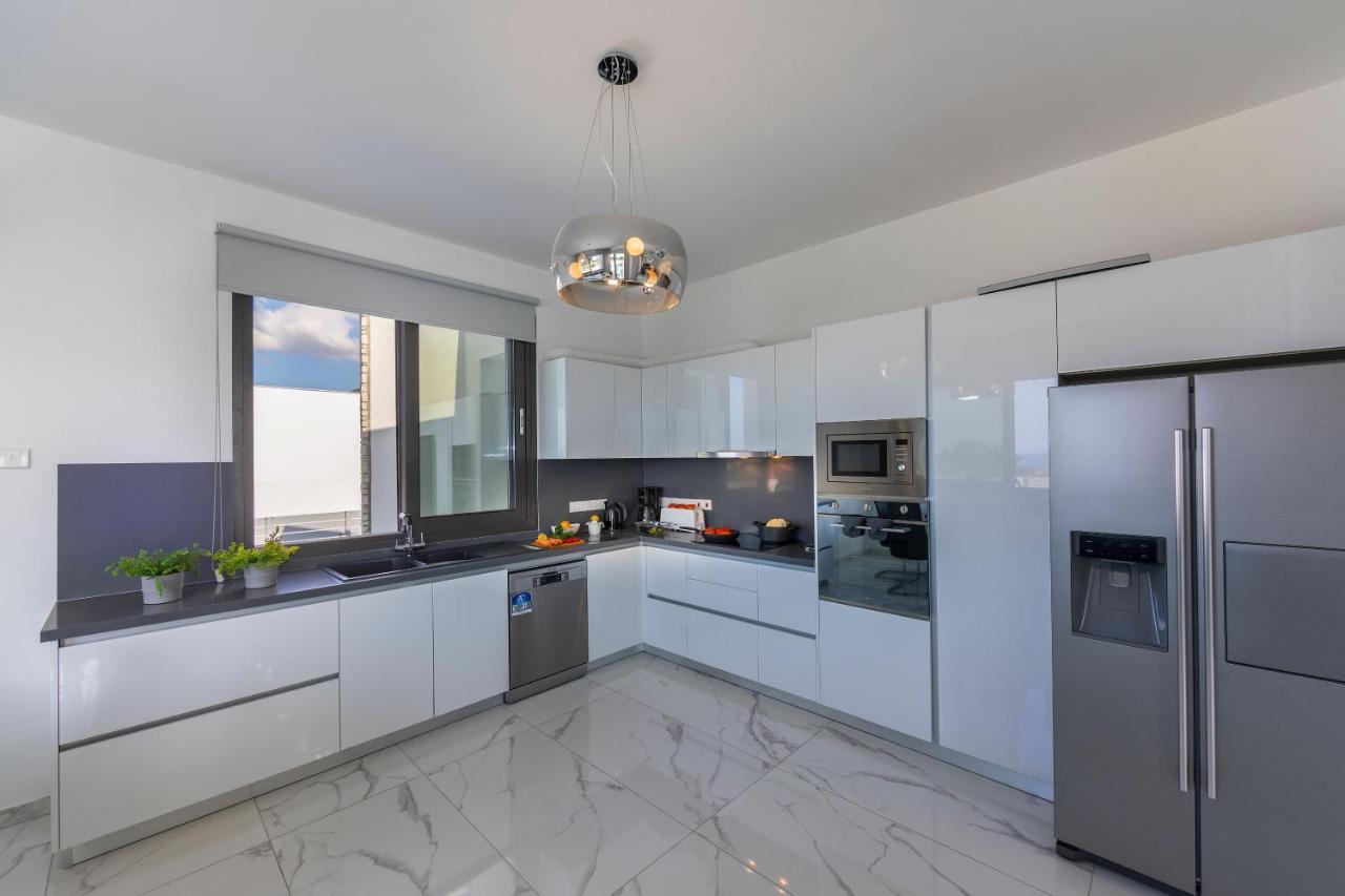 Villa Pleiades Пафос Екстер'єр фото